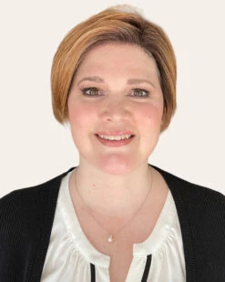 Billie Wig By Envy | Human Hair/Synthetic Blend -Exquisite Wig Shop Billie Envy CreamedCoffee Front