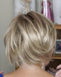 Farrah Wig By Henry Margu -Exquisite Wig Shop HMFarrah88GR3