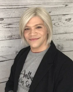 Real Deal By Raquel Welch -Exquisite Wig Shop IMG 0049