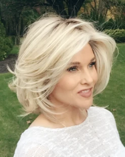 Upstage Wig By Raquel Welch 37 Upstage Wig By Raquel Welch -Exquisite Wig Shop IMG 7802