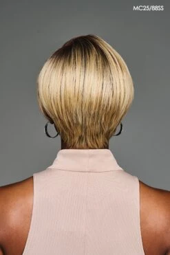 Jayla Wig By Kim Kimble | Heat-Friendly Synthetic 30 Jayla Wig By Kim Kimble | Heat-Friendly Synthetic -Exquisite Wig Shop KK Jayla Model1 Side2