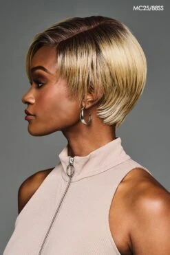 Jayla Wig By Kim Kimble | Heat-Friendly Synthetic 31 Jayla Wig By Kim Kimble | Heat-Friendly Synthetic -Exquisite Wig Shop KK Jayla Model1 Side3