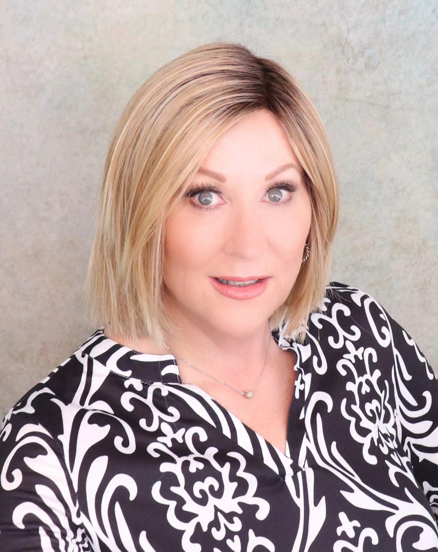 Lia II Wig By Ellen Wille | Mono Part 13 Lia II Wig By Ellen Wille | Mono Part - Image 13