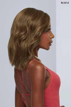 Big Spender Wig By Raquel Welch | Heat-Friendly Synthetic 32 Big Spender Wig By Raquel Welch | Heat-Friendly Synthetic -Exquisite Wig Shop RW BigSpender Model2 Side1