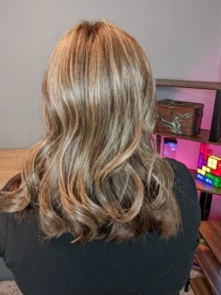 Crave The Wave Topper By Raquel Welch -Exquisite Wig Shop RWCravetheWaveSSIcedCafeLatteBack