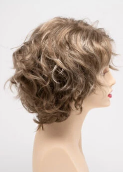 Suzi Wig By Envy 32 Suzi Wig By Envy -Exquisite Wig Shop Suzi Almond Breeze