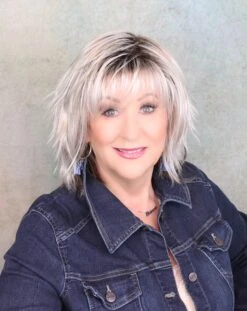 Jones Wig By Estetica 32 Jones Wig By Estetica -Exquisite Wig Shop jonesicyshadowfront