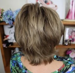 Trend Setter Elite Wig By Raquel Welch | Mono Top -Exquisite Wig Shop trednsetterback